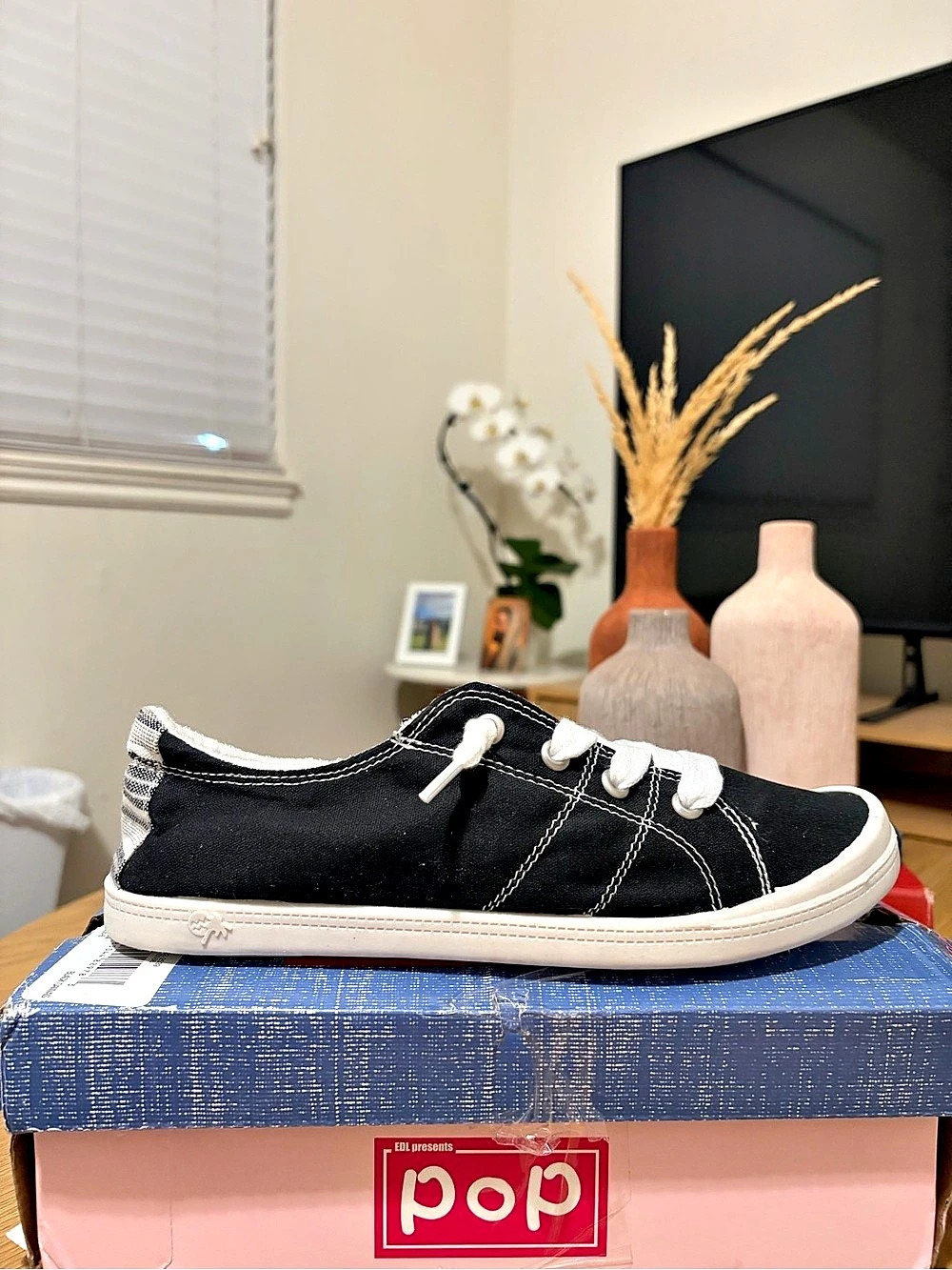 Pop Highbar Black & White Sneakers US 8 M